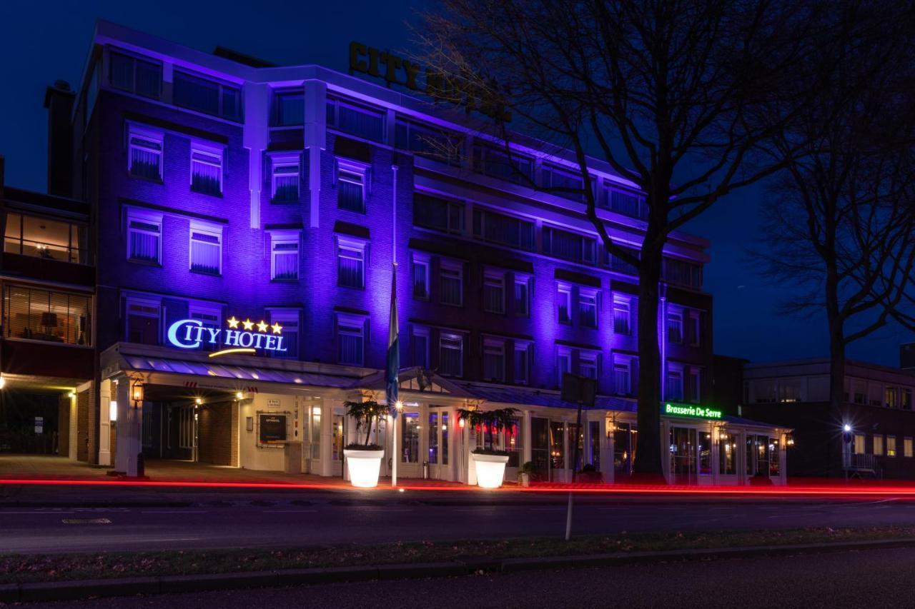 City Hotel Oss Esterno foto